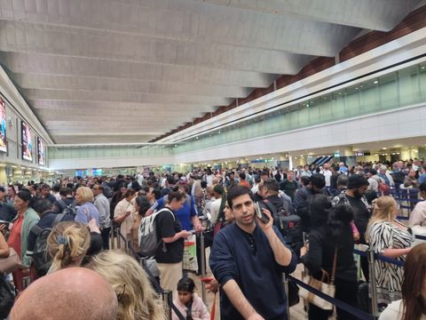 Trump susţine că SUA evacuează „mii” de persoane din ţările din Orientul Mijlociu