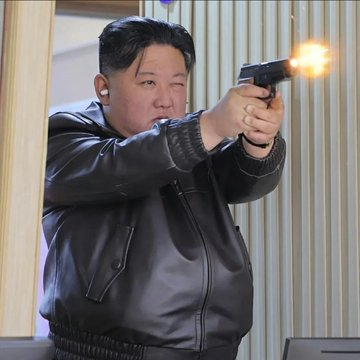 Liderul nord-coreean Kim Jong Un şi fiica sa, în vizită la o fabrică de muniţii 
