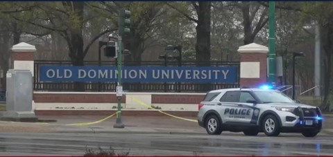 Atacul armat de la universitatea din Virginia este investigat ca act de terorism. Autorul, fost membru al Gărzii Naţionale, fusese condamnat anterior pentru susţinerea ISIS