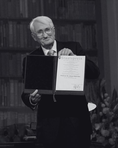 Jürgen Habermas, filosoful care a modelat conştiinţa postbelică a Germaniei, a murit la 96 de ani