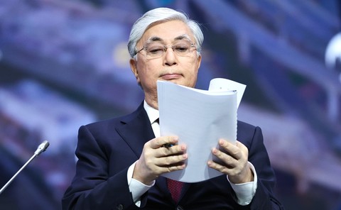 Referendum în Kazahstan menit să flexibilizeze un sistem politic controlat de preşedinte. Criticii spun însă că, dimpotrivă, va spori controlul acestuia asupra statului, iar Tokaev este posibil să-şi pregătească succesorul