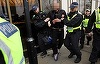 Cel puţin 12 persoane arestate la Londra, la o manifestaţie de ”Al Quds Day” neautorizată de poliţie, care anchetează cu privire la strigarea sloganului ”Moarte armatei israeliene!” de către un vorbitor, un membru al trupei rap Bob Vylan