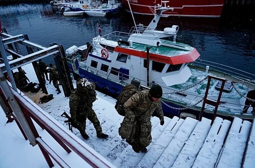 Danemarca s-a pregătit să răspundă unei invazii a Groenlandei de către SUA, sub acoperirea exerciţiului NATO Arctic Endurance, dezvăluie radioteleviziunea daneză DR. Ordinul operaţiunii, dat la 13 ianuarie, după răpirea lui Maduro