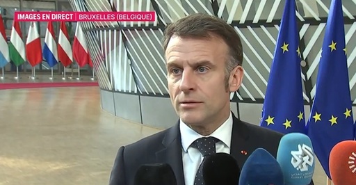 Macron cere UE un ”scut democratic” împotriva amestecului în alegeri. El evocă exemplul Sloveniei, unde candidatul trumpist Janez Jansa s-a întâlnit cu un şef de la firma israeliană Black Cube înaintea alegerilor parlamentare de duminică