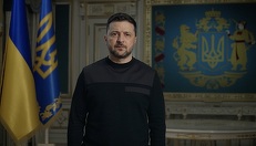 Rusia a capturat imagini din satelit ale unei baze aeriene americane cu câteva zile înainte de atacul iranian, spune Zelenski. "Îi ajută pe iranieni? Desigur. În ce proporţie? Sută la sută"