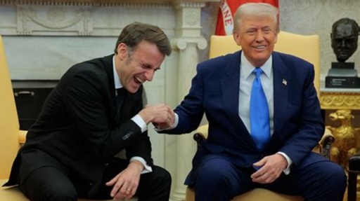 Trump ameninţă Franţa că SUA îşi vor ”aminti” faptul că ”nu a autorizat avioane cu destinaţia Israel, încărcate cu material militar, să-i survoleze teritoriul”. Autorităţile franceze nu coroborează acuzaţiile lui Trump