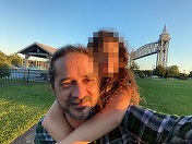 Un bărbat, arestat în Massachusetts, în urma unor ameninţări repetate cu moartea pe Facebook împotriva lui Trump