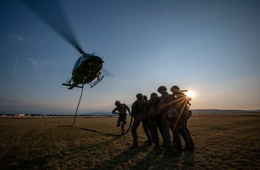 Austria a refuzat toate cererile SUA de survolare militară, de la începutul Războiului din O.Mijlociu, anunţă Guvernul