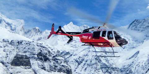 Ghizi de pe Everest sunt acuzaţi că au intoxicat alpinişti străini pentru a forţa operaţiuni de salvare false într-o înşelătorie de 20 de milioane de dolari. În mâncare erau puse praf de copt, pui crud sau chiar excremente de şobolan