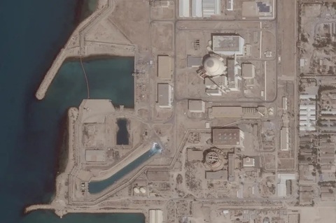 Război în Iran: Moscova evacuează 198 de angajaţi Rosatom de la centrala nucleară iraniană din Bushehr, afectată de un atac