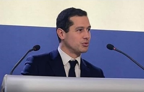 Franţa cere o rediscutare a suspendării Acordului de Asociere UE-Israel, din cauza atacurilor ”disproporţionate” ale Israelului în Liban şi atrocităţilor comise de colonişti israelieni în Cisiordania ocupată. Germania s-a opus prin veto anul trecut aceste