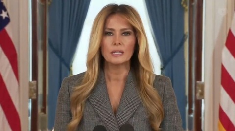 Melania Trump neagă orice legătură cu infracţiunile comise de infractorul sexual Jeffrey Epstein