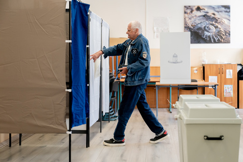 Alegeri în Ungaria - Cu două ore înainte de închiderea urnelor, participarea la vot se apropia de 75 la sută