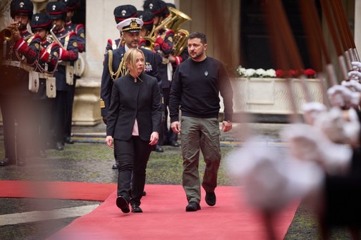 Volodimir Zelenski îşi continuă turneul european în Italia, unde s-a întâlnit cu Giorgia Meloni. Prioritatea nr. 1 a Ucrainei în acest moment este apărarea antiaeriană