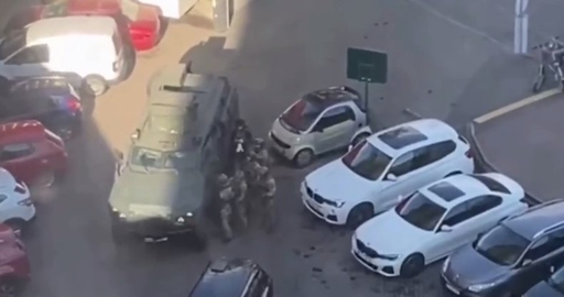 Şeful poliţiei de patrulare din Ucraina a demisionat după ce unii poliţişti ar fi fugit după ce au auzit focurile de armă la Kiev, sâmbătă - VIDEO