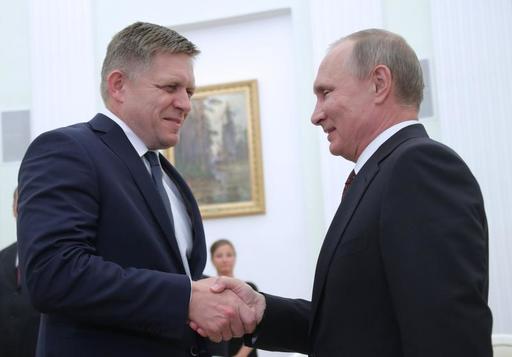 Premierul slovac Robert Fico, care se va duce la Moscova de 9 Mai, intenţionează să-i transmită lui Putin un mesaj din partea lui Zelenski