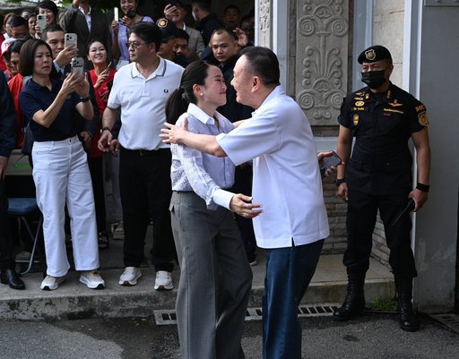 Fostul prim-ministru al Thailandei, Thaksin Shinawatra, a fost eliberat din închisoare
