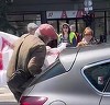 O maşină a intrat într-o mulţime de manifestanţi antiguvernamentali la Belgrad