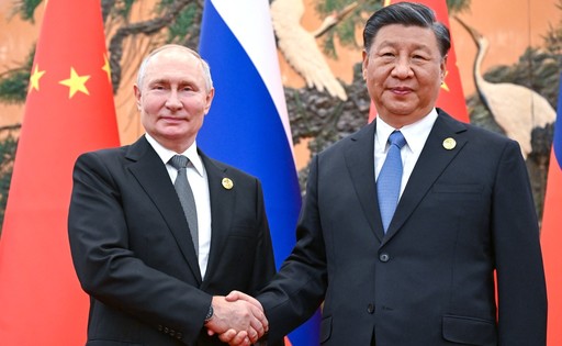 Armata chineză ar fi antrenat în secret militari ruşi care au fost trimişi pe frontul din Ucraina - surse