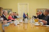 Atacurile cu drone ale Moscovei în ţările baltice caută să ”destabilizeze” democraţiile europene, acuză Ursula von der Leyen la Vilnius, după o întâlnire cu preşedinţii Lituaniei, Letoniei şi Estoniei