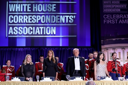 Marea gală a presei de la Washington, întreruptă de un atac armat în aprilie, reprogramată la 24 iulie. Asociaţia Corespondenţilor la Casa Albă nu anunţă dacă Trump, vizat în atentat, va sista din nou