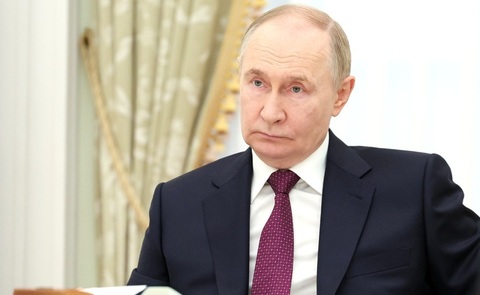 Rusia pregăteşte un ”război juridic” împotriva Occidentului, pentru a-l ”slăbi” şi influenţa, avertizează spionajul leton. Moscova vrea să dea în judecată la CIJ ţările baltice cu privire la o ”discriminare” a ruşilor şi rusofonilor şi vizează o confrunta