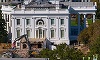 Instanţa nu poate opri construcţia sălii de bal a lui Trump