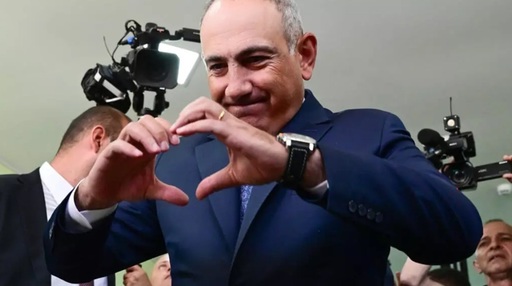Macron, von der Leyen şi Kallas îl felicită pe Paşinian pentru victoria în alegerile legislative şi apropierea de UE. Partidul Contractul Civil al lui Nikol Paşinian a învins Alianţa Armenia Puternică a miliardarului ruso-armean Samvel Karapetian cu 49,8% la 23,3%