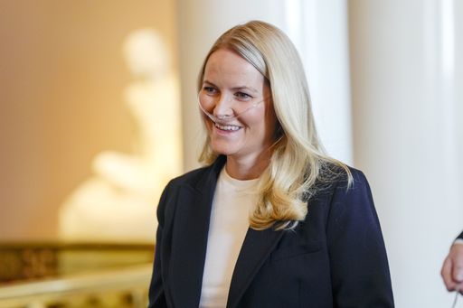Prinţesa moştenitoare a Norvegiei a făcut operaţia de transplant pulmonar, anunţă Palatul Regal