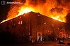 Un mort şi şapte răniţi în Ucraina, într-un atac cu dronă în oraşul Zaporojie. Incendiu într-un bloc de trei etaje. Imobile, vehicule şi infrastructuri civile, avariate