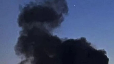 Rusia a atacat Kievul cu rachete balistice, în timp ce Zelenski poartă discuţii cu Trump şi cu reprezentanţii Europei despre cum se poate pune capăt războiului