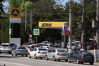 Cinci morţi în urma atacurilor ucrainene cu drone; Crimeea suspendă vânzările de carburanţi către populaţie