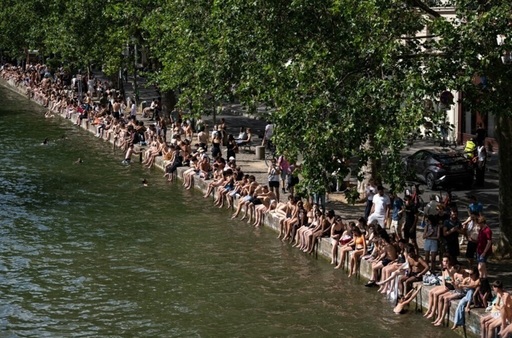 Aproximativ 20 de persoane au murit prin înec, din weekend, în timpul caniculei, în Franţa, anunţă ministrul sporturilor Marina Ferrari