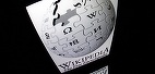 Wikipedia nu permite inteligenţei artificiale să-i editeze articolele, pentru că ”nu are încredere” în ea, anunţă coordonatorul enciclopediei online Jimmy Wales. Problema ”halucinaţiilor” AI pe termen scurt ”rămâne încă extrem de gravă”