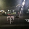 Turişti blocaţi într-un renumit punct de observaţie pentru răsăritul soarelui din Rio de Janeiro, din cauza unui schimb de focuri între poliţie şi traficanţii de droguri - VIDEO