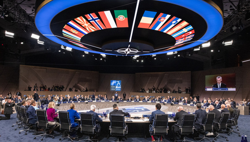 POLITICO: Aliaţii vor promite contracte de armament în valoare de miliarde şi ajutor pentru Ucraina la summitul NATO de la Ankara. Declaraţia finală ar putea conţine referiri la războiul SUA împotriva Iranului 