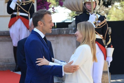 Franţa şi Italia vor să înfiinţeze o ”coaliţie” multinaţională în Liban, care să succeadă FINUL, anunţă Macron şi Meloni la un summit pe Coasta de Azur. Macron aşteaptă ”în zilele următoare” ”elemente de susţinere” din partea Arabiei Saudite a armatei libaneze