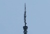 Un bărbat şi o femeie desfăşoară o banderolă în vârful Empire State Building înainte să fie arestaţi. ”Atunci când puterea iubirii va triumfa asupra iubirii de putere, lumea va cunoaşte pacea”. VIDEO
