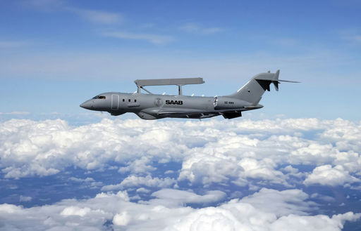 NATO anunţă contracte de armament în valoare de miliarde pentru a-i demonstra lui Trump puterea de foc. România participă la achiziţia comună a unor aeronave Saab GlobalEye, care vor constitui noul Sistem Aerian de Avertizare şi Control al NATO