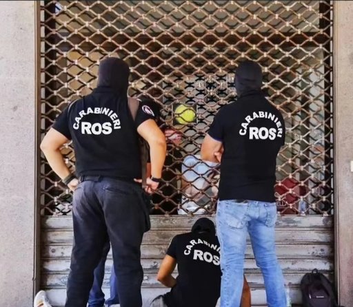 Doi bărbaţi au fost arestaţi în Italia pentru spionaj în beneficiul Rusiei. Unul dintre ei a fost membru al serviciilor italiene de informaţii