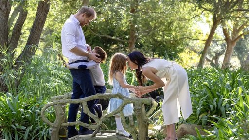Prinţul Harry i-a făcut o vizită regelui Charles împreună cu Meghan şi copiii, pentru prima dată în ultimii patru ani