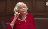 Un bărbat de 28 de ani a fost arestat în legătură cu uciderea fostei deputatei britanice Ann Widdecombe, o crimă care rămâne înconjurată de mister
