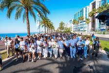 10 ani de la atentatul de la Nisa. Mii de oameni au defilat în memoria victimelor - FOTO