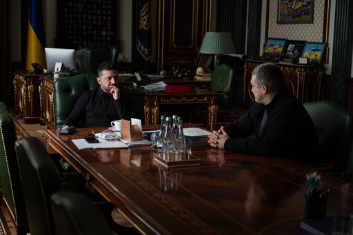 Cine ar putea fi viitorul premier al Ucrainei? Cu cine s-a întâlnit duminică Zelenski după ce a anunţat remanierea guvernului