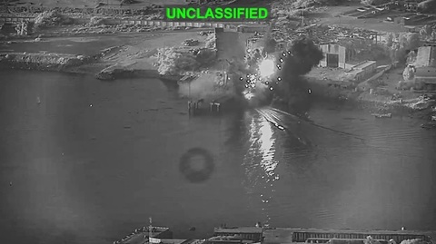 SUA au lansat primul atac cu drone marine de tip Corsair împotriva portului iranian Bandar Abbas, anunţă CENTCOM. Trei drone au vizat instalaţii de mentenanţă a unor submarine şi nave