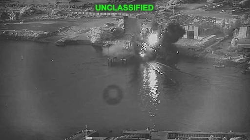 SUA au lansat primul atac cu drone marine de tip Corsair împotriva portului iranian Bandar Abbas, anunţă CENTCOM. Trei drone au vizat instalaţii de mentenanţă a unor submarine şi nave