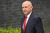 Andy Burnham anunţă primele numiri în noul cabinet britanic. Fostul ministru al apărării, John Healey, va fi ministru al finanţelor, iar Ed Miliband este noul ministru de externe. Shabana Mahmood rămâne ministru de interne