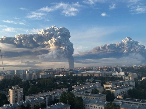 Incendiu la un depozit Wildberries la Sankt Petersburg, în uram unui atac important cu drone. Zelenski acuză întreprinderea de faptul că depozitează şi expediază componente vizate de sancţiuni destinate fabricării de material militar.