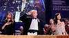 Trump se întoarce la gala presei, întreruptă în aprilie de un schimb de focuri. Dineul, mutat de la Washington Hilton la Waldorf Astoria, un fost hotel din ”galaxia” sa, este mai mic şi mai intim, măsurile de securitate sporite blochează o parte a capital