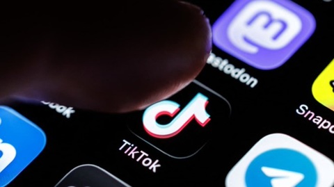Comisia Europeană acuză TikTok de o lipsă de protecţie a minorilor
